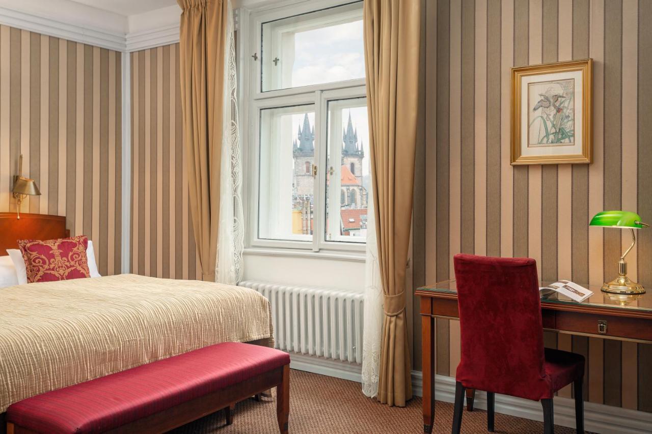 Hotel Paris Prag Exteriör bild A room at the hotel