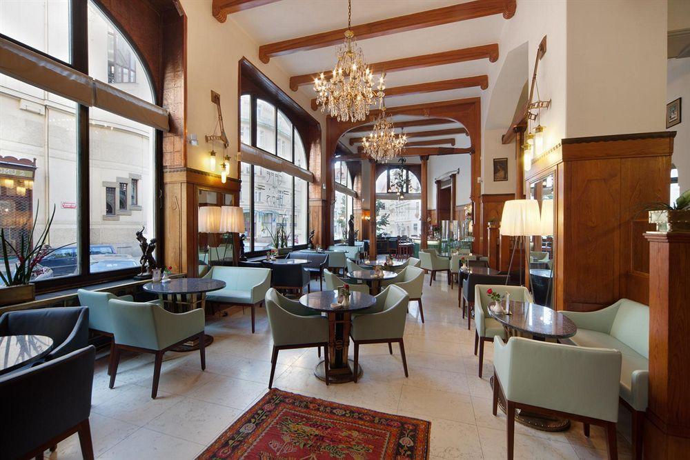 Hotel Paris Prag Restaurang bild The interior of the hotel
